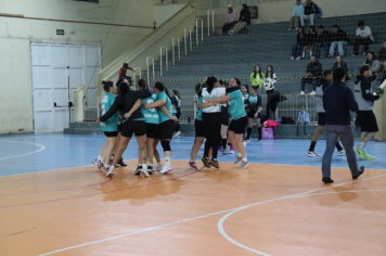 Foto - CAMPEONATO MUNICIPAL DE HANDEBOL FEMININO