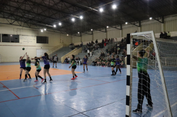 Foto - CAMPEONATO MUNICIPAL DE HANDEBOL FEMININO