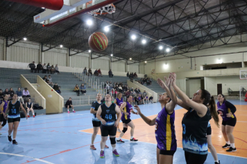 Foto - CAMPEONATO MUNICIPAL DE BASQUETE FEMININO