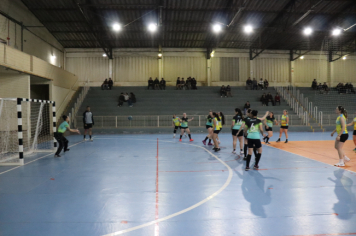 Foto - CAMPEONATO MUNICIPAL DE HANDEBOL FEMININO
