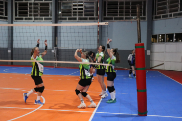 Foto - CAMPEONATO MUNICIPAL DE VÔLEI FEMININO 