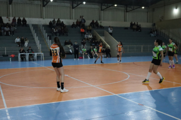 Foto - CAMPEONATO MUNICIPAL DE HANDEBOL FEMININO