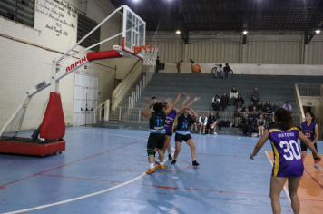 Foto - CAMPEONATO MUNICIPAL DE BASQUETE FEMININO