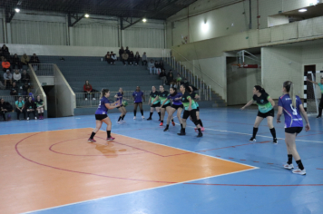 Foto - CAMPEONATO MUNICIPAL DE HANDEBOL FEMININO