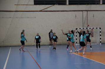 Foto - CAMPEONATO MUNICIPAL DE HANDEBOL FEMININO