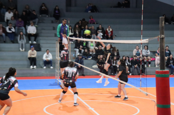 Foto - CAMPEONATO MUNICIPAL DE VÔLEI FEMININO 