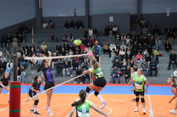 Foto - CAMPEONATO MUNICIPAL DE VÔLEI FEMININO 