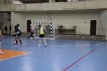 Foto - CAMPEONATO MUNICIPAL DE HANDEBOL FEMININO
