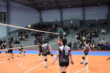 Foto - CAMPEONATO MUNICIPAL DE VÔLEI FEMININO 