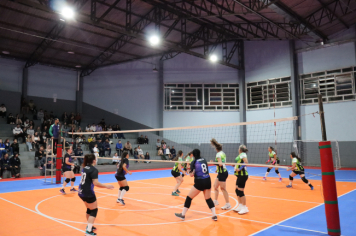 Foto - CAMPEONATO MUNICIPAL DE VÔLEI FEMININO 
