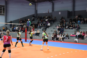 Foto - CAMPEONATO MUNICIPAL DE VÔLEI FEMININO 