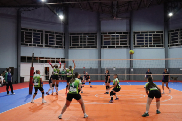 Foto - CAMPEONATO MUNICIPAL DE VÔLEI FEMININO 