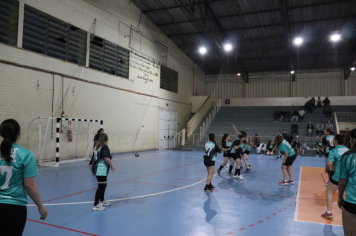 Foto - CAMPEONATO MUNICIPAL DE HANDEBOL FEMININO