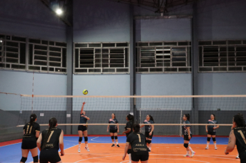 Foto - CAMPEONATO MUNICIPAL DE VÔLEI FEMININO 