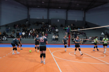 Foto - CAMPEONATO MUNICIPAL DE VÔLEI FEMININO 