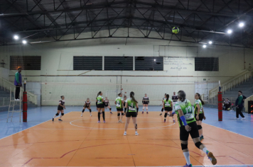 Foto - FINAL DO CAMPEONATO MUNICIPAL DE VÔLEI FEMININO