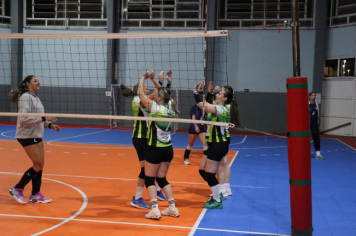 Foto - CAMPEONATO MUNICIPAL DE VÔLEI FEMININO 