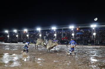 Foto - 4º PIRAÍ RODEO FEST - LEONARDO