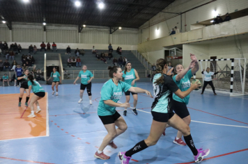 Foto - CAMPEONATO MUNICIPAL DE HANDEBOL FEMININO