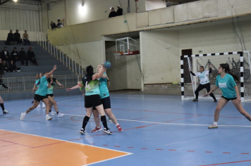 Foto - CAMPEONATO MUNICIPAL DE HANDEBOL FEMININO