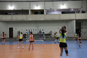 Foto - CAMPEONATO MUNICIPAL DE HANDEBOL FEMININO