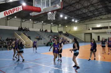 Foto - CAMPEONATO MUNICIPAL DE BASQUETE FEMININO