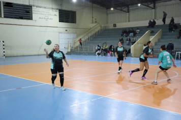 Foto - CAMPEONATO MUNICIPAL DE HANDEBOL FEMININO