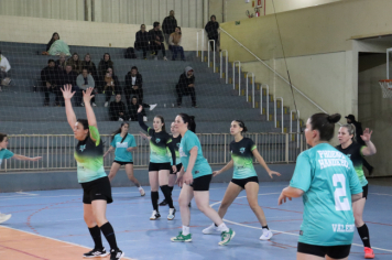 Foto - CAMPEONATO MUNICIPAL DE HANDEBOL FEMININO