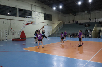 Foto - CAMPEONATO MUNICIPAL DE BASQUETE FEMININO