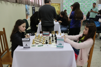 Foto - COPA PARANÁ DE XADREZ FEMININO