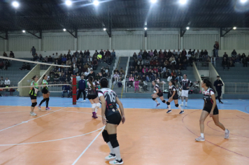 Foto - FINAL DO CAMPEONATO MUNICIPAL DE VÔLEI FEMININO