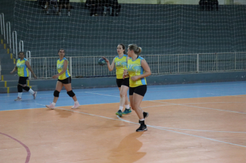 Foto - CAMPEONATO MUNICIPAL DE HANDEBOL FEMININO