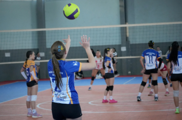 Foto - Campeonato Regional - Vôlei feminino 