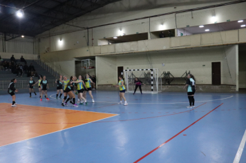 Foto - CAMPEONATO MUNICIPAL DE HANDEBOL FEMININO