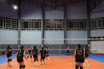 Foto - CAMPEONATO MUNICIPAL DE VÔLEI FEMININO 