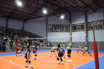 Foto - CAMPEONATO MUNICIPAL DE VÔLEI FEMININO 