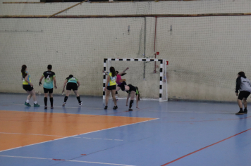 Foto - CAMPEONATO MUNICIPAL DE HANDEBOL FEMININO