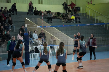 Foto - Campeonato Regional - Vôlei feminino 