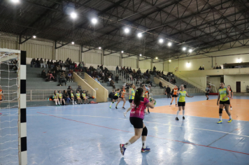 Foto - CAMPEONATO MUNICIPAL DE HANDEBOL FEMININO