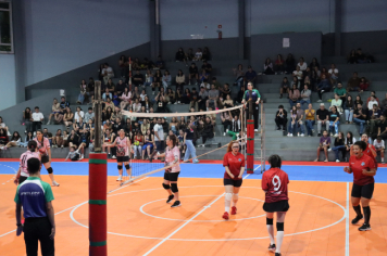 Foto - CAMPEONATO MUNICIPAL DE VÔLEI FEMININO 