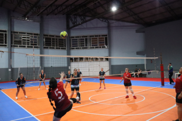Foto - CAMPEONATO MUNICIPAL DE VÔLEI FEMININO 