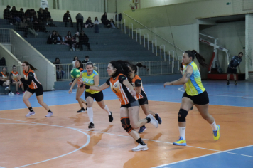 Foto - CAMPEONATO MUNICIPAL DE HANDEBOL FEMININO