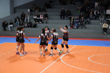 Foto - CAMPEONATO MUNICIPAL DE VÔLEI FEMININO 
