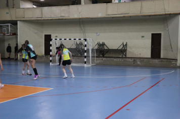 Foto - CAMPEONATO MUNICIPAL DE HANDEBOL FEMININO