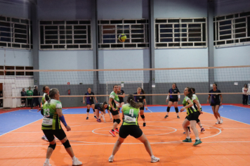 Foto - CAMPEONATO MUNICIPAL DE VÔLEI FEMININO 