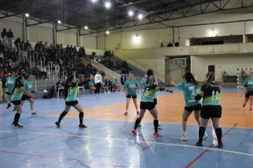 Foto - CAMPEONATO MUNICIPAL DE HANDEBOL FEMININO