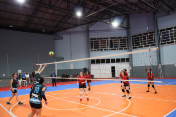 Foto - CAMPEONATO MUNICIPAL DE VÔLEI FEMININO 