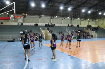 Foto - CAMPEONATO MUNICIPAL DE BASQUETE FEMININO