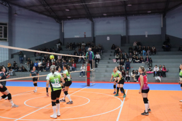 Foto - CAMPEONATO MUNICIPAL DE VÔLEI FEMININO 