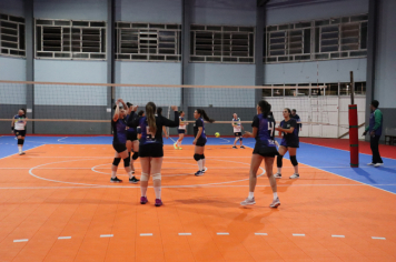 Foto - CAMPEONATO MUNICIPAL DE VÔLEI FEMININO 